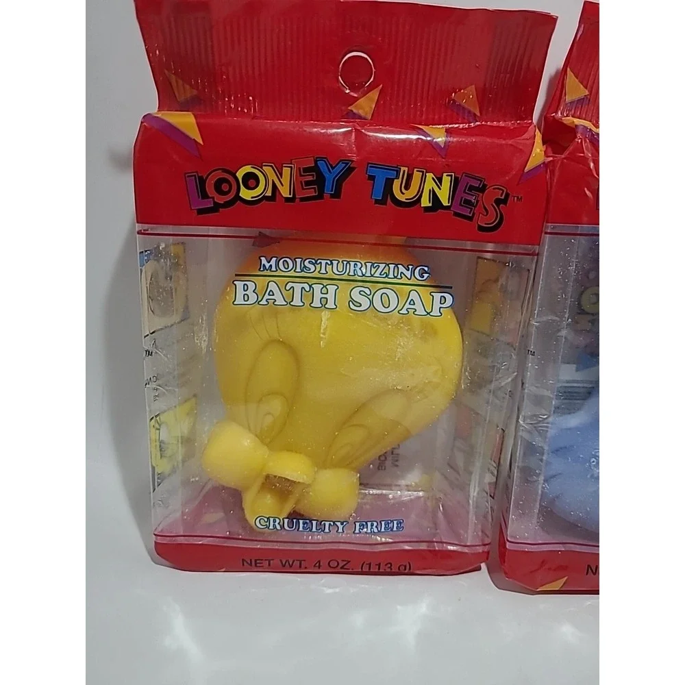 1993 Vintage Looney Tunes Hand‎ Soap NIP Tweety Bird Bugs Bunny
